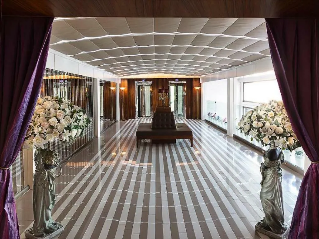 *****  Vogue Hotel Supreme Istanbul Turkey